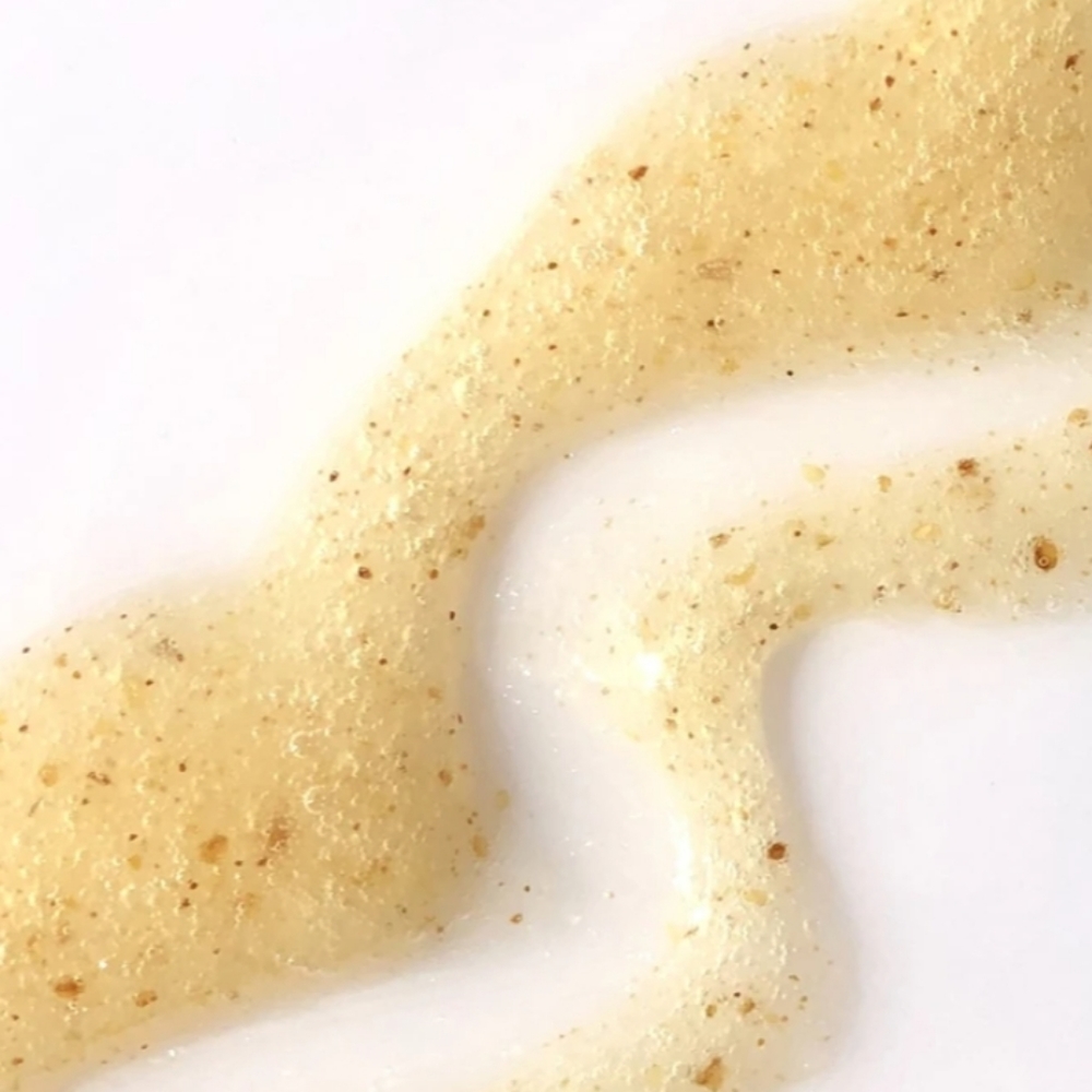 *New C'est Moi refreshing scrub/facial mask - Picture 2 of 6